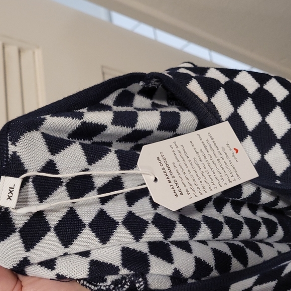 Navy and White Midi Sweater Dress - Picture 3 of 5